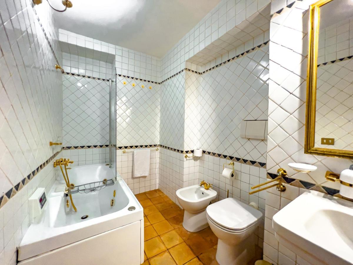 Irex Spanish Steps Private Apartment Rzym Zewnętrze zdjęcie
